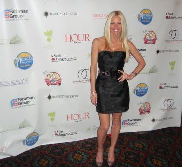Carey Walks The Red Carpet - Carey Torrice has a small character role in the movie "Annabelle and Bear" which was filmed in Michigan and  premiered in February at a Sneak Preview Screening Gala. The film is based on a story by Emmy-award winning director Amy Weber